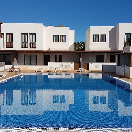 Comfy Duplex In Puerto Calero Apartment Exterior foto